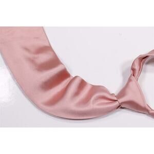 Burberrys of London Vintage Light Pink Silk Tie Necktie